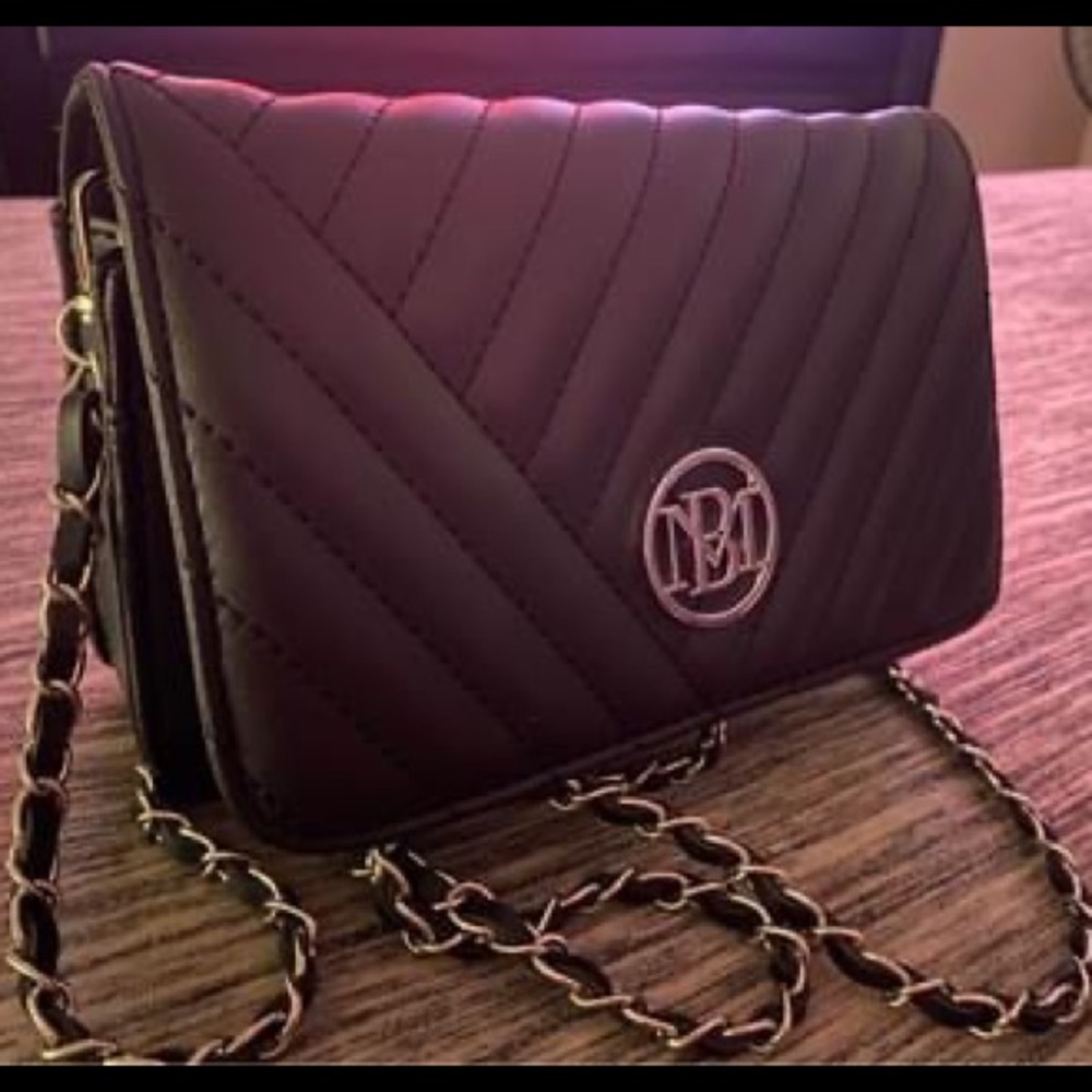 Badgley Mischka Studio Crossbody